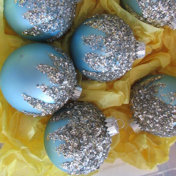 💕 SALE - Six (6) Gorgeous Christmas Ornaments / Bulbs / Decor - Picture 3 of 6